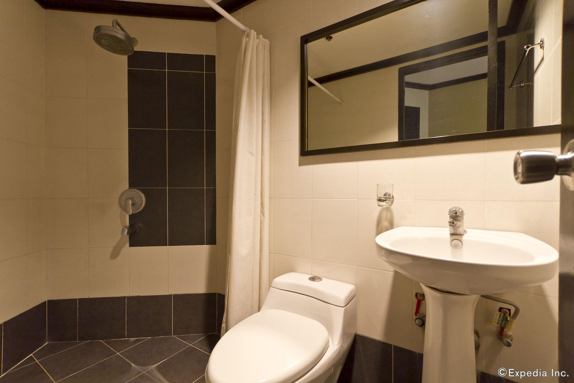 Richmond Plaza Hotel Tabok Esterno foto