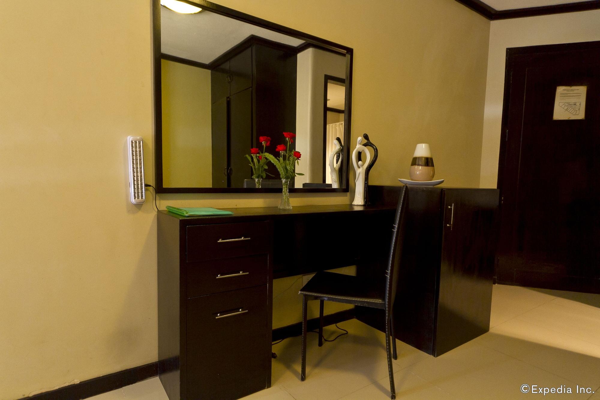 Richmond Plaza Hotel Tabok Esterno foto