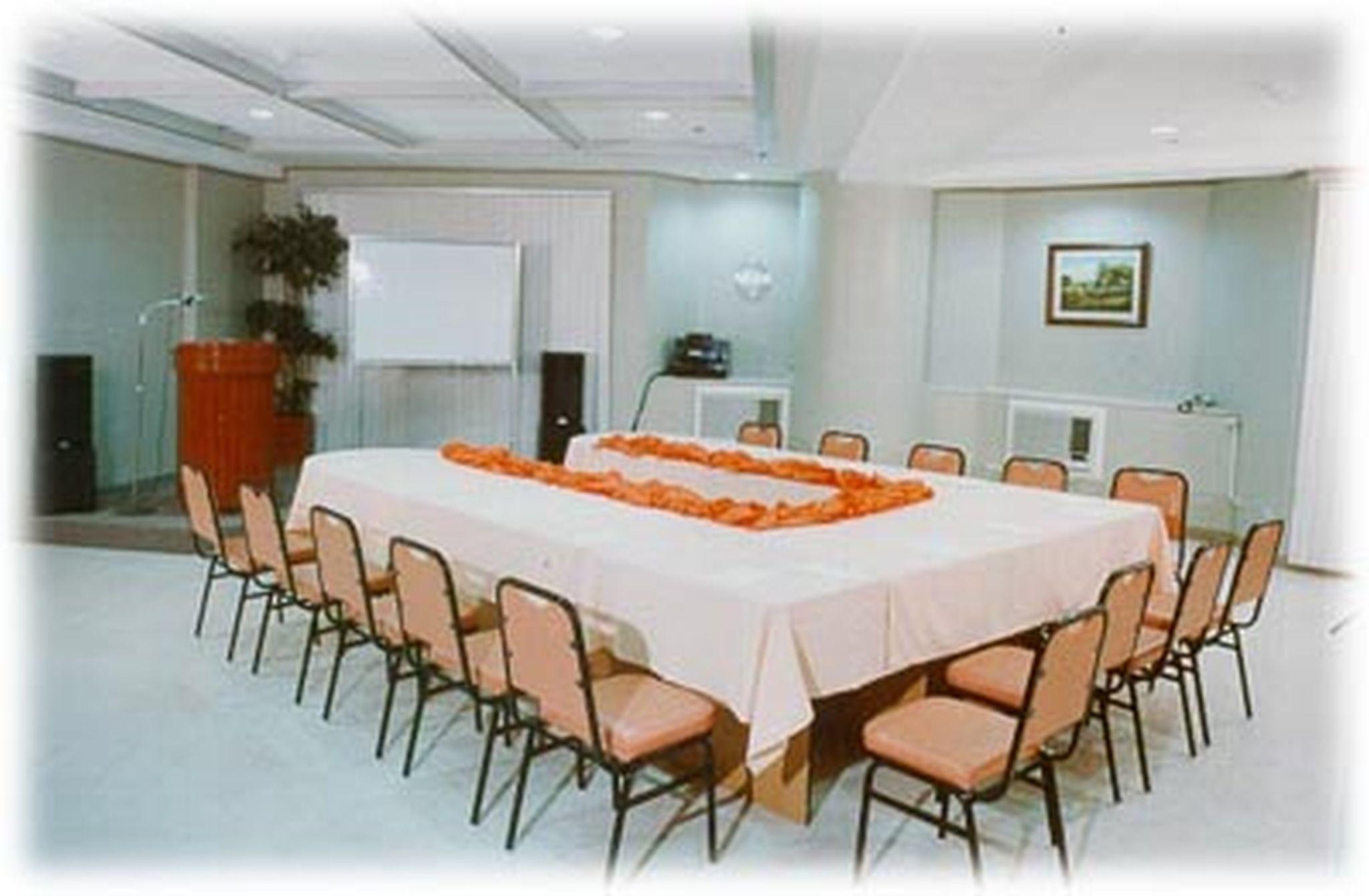 Richmond Plaza Hotel Tabok Esterno foto
