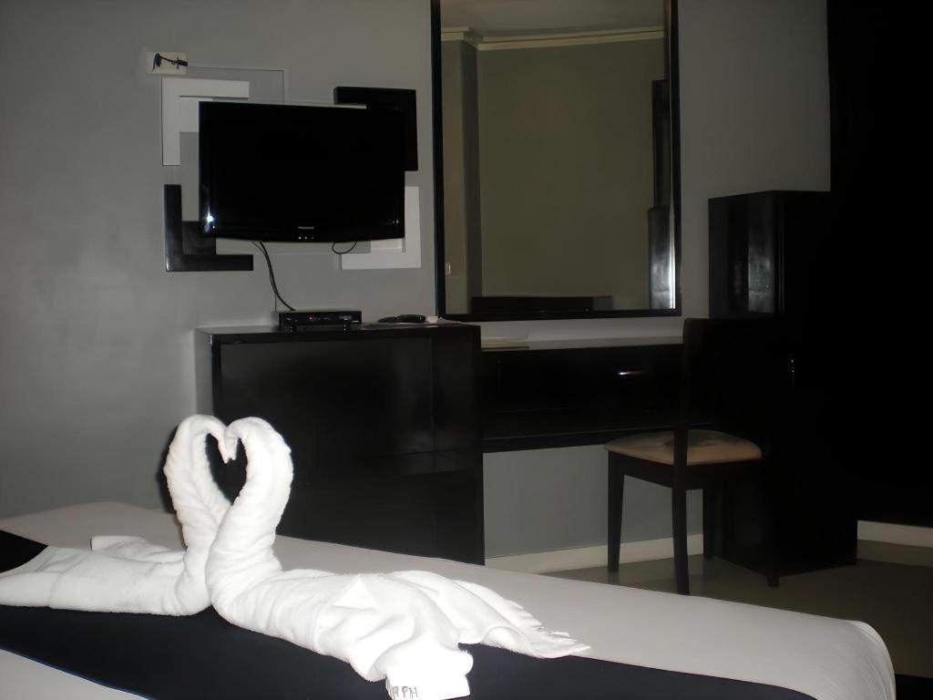 Richmond Plaza Hotel Tabok Esterno foto