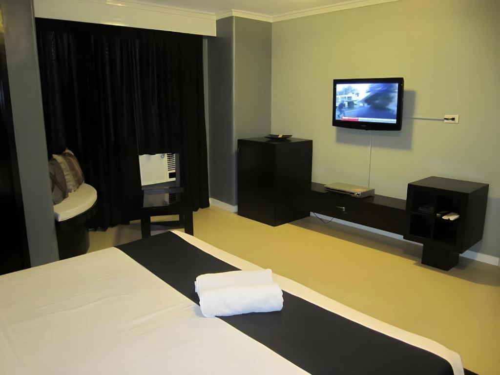 Richmond Plaza Hotel Tabok Esterno foto
