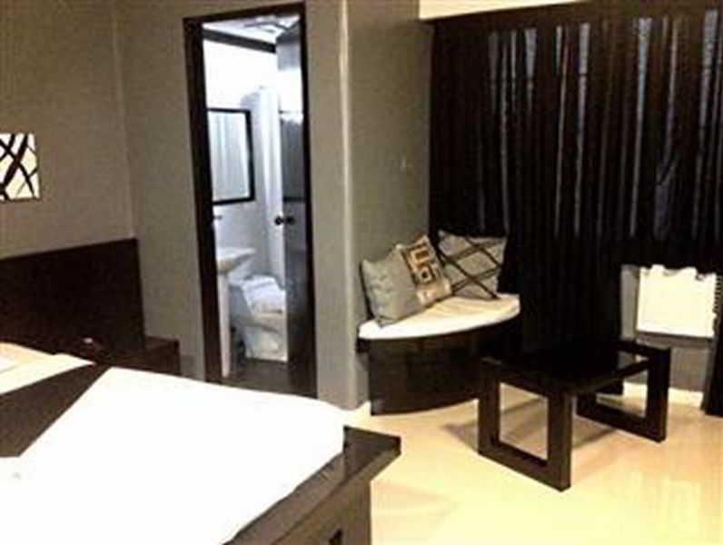 Richmond Plaza Hotel Tabok Esterno foto