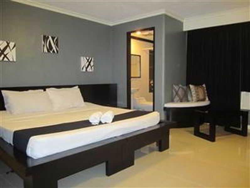 Richmond Plaza Hotel Tabok Esterno foto